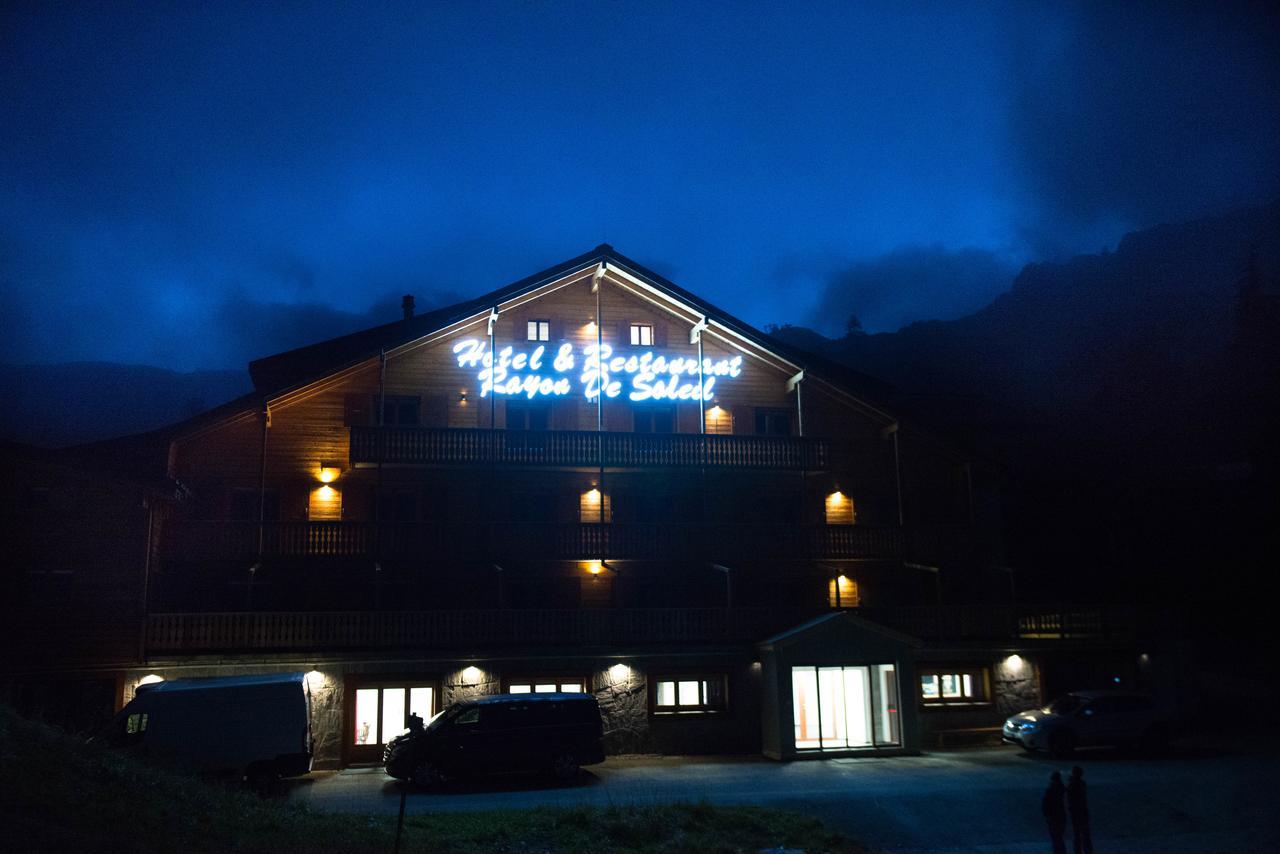 Hotel Rayon De Soleil ฌ็องเปรี ภายนอก รูปภาพ